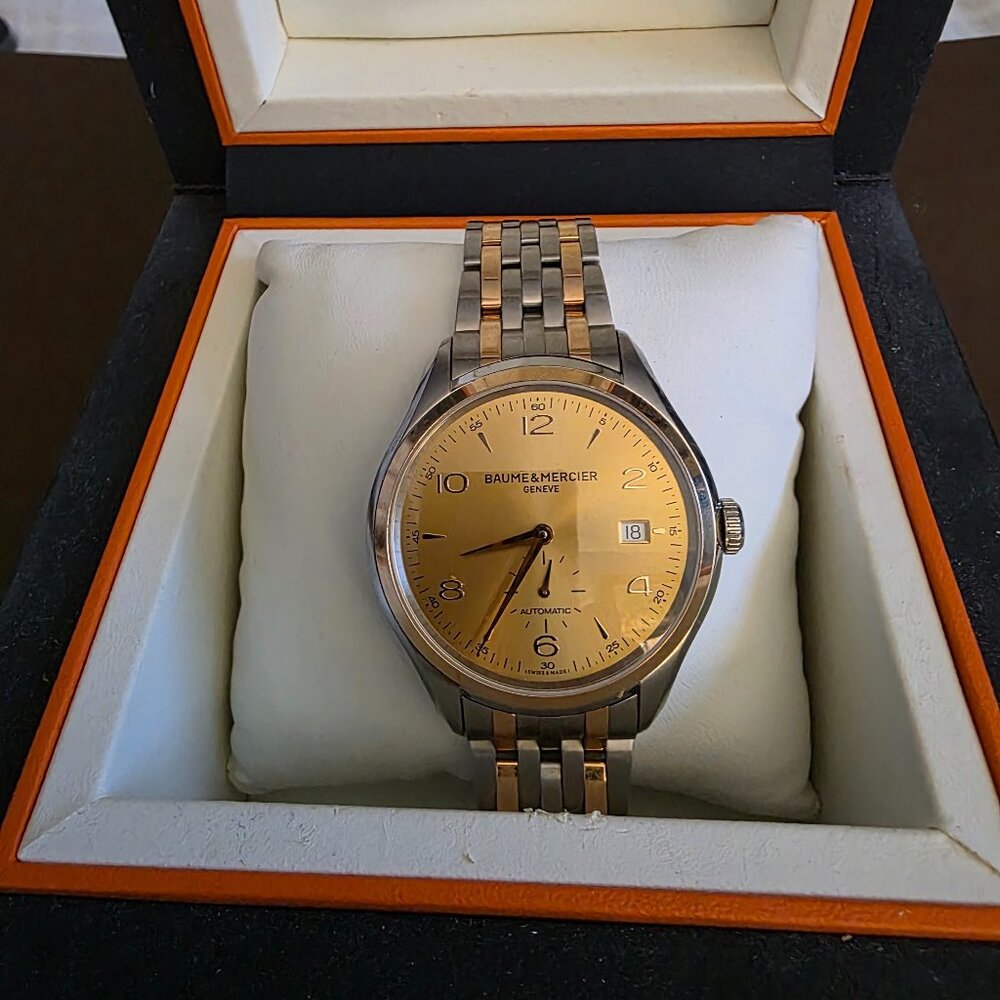 Baume & Mercier Clifton Men's Watch 18K Solid Gold Bezel/band MOA10352 Gorgous